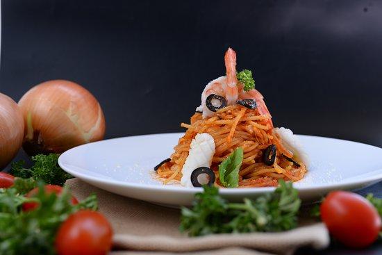 SAIGON Kitchen & Cafe